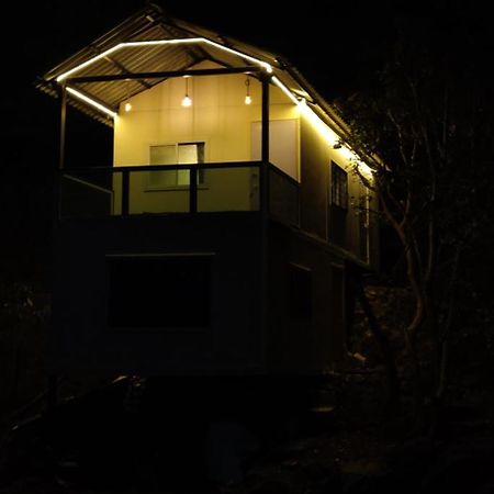 Forest Den Villa Pune Ngoại thất bức ảnh